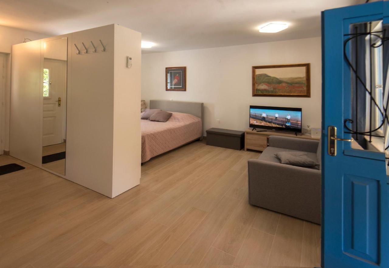 Studio Apartman Roza Стон Екстер'єр фото