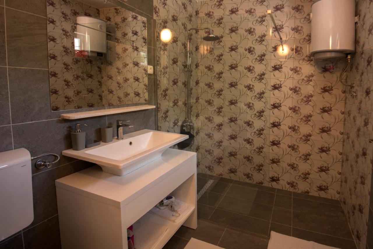 Studio Apartman Roza Стон Екстер'єр фото